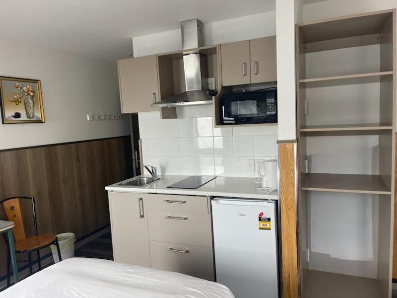 Conway Motel Manukau オークランド エクステリア 写真