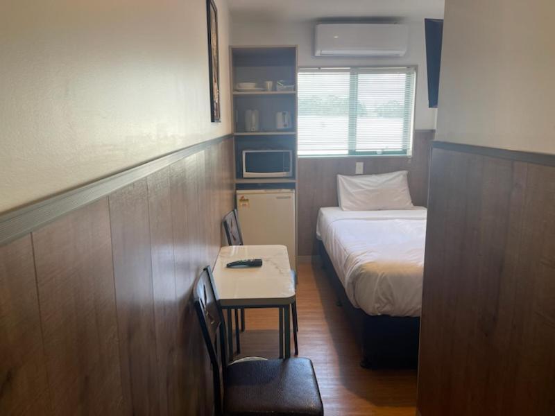 Conway Motel Manukau オークランド エクステリア 写真